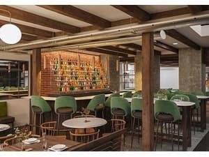 Le Groupe Antonopoulos ouvre un 15e restaurant et rêve d’autres expansions